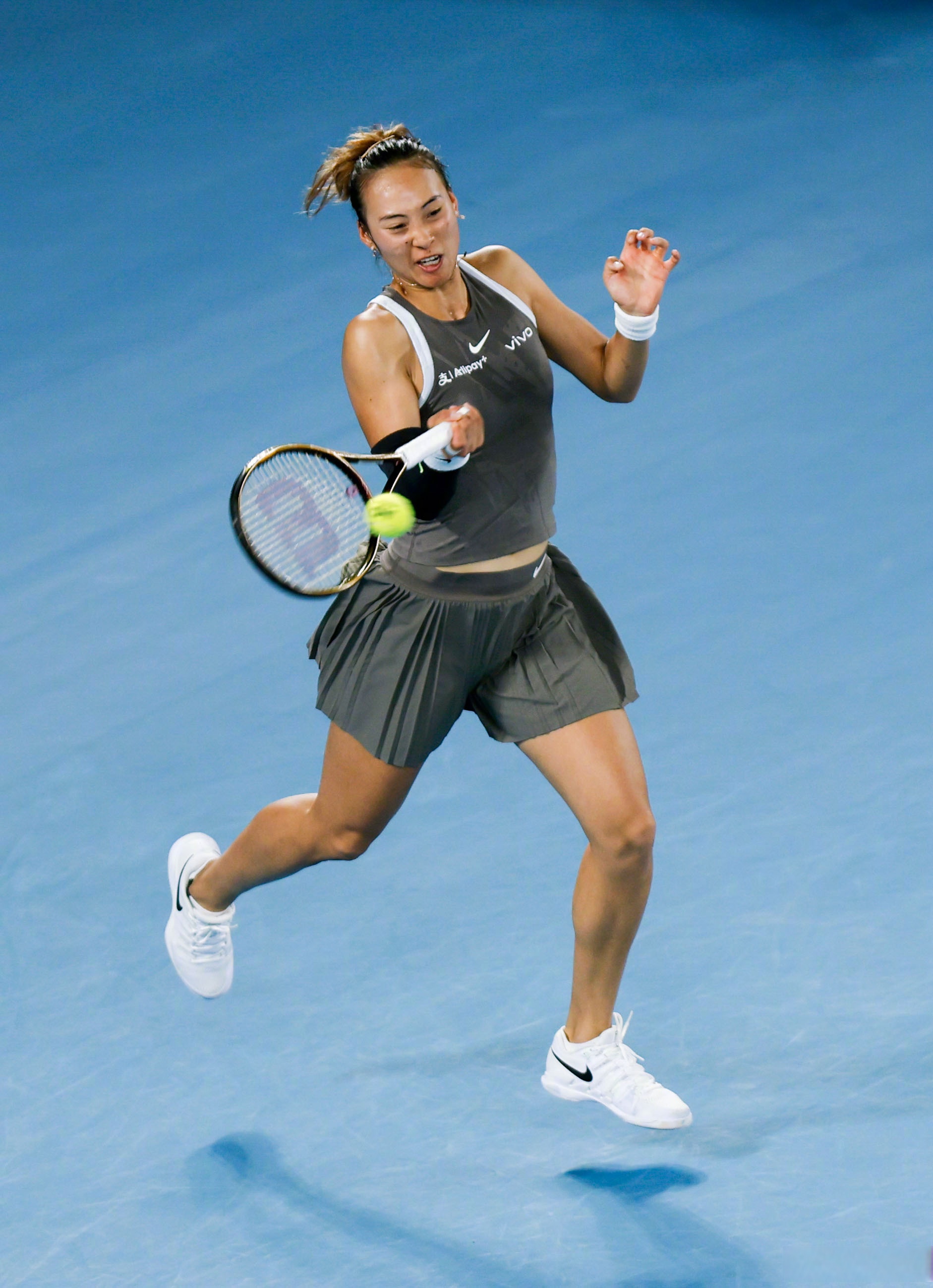 面对年轻对 面对年轻对