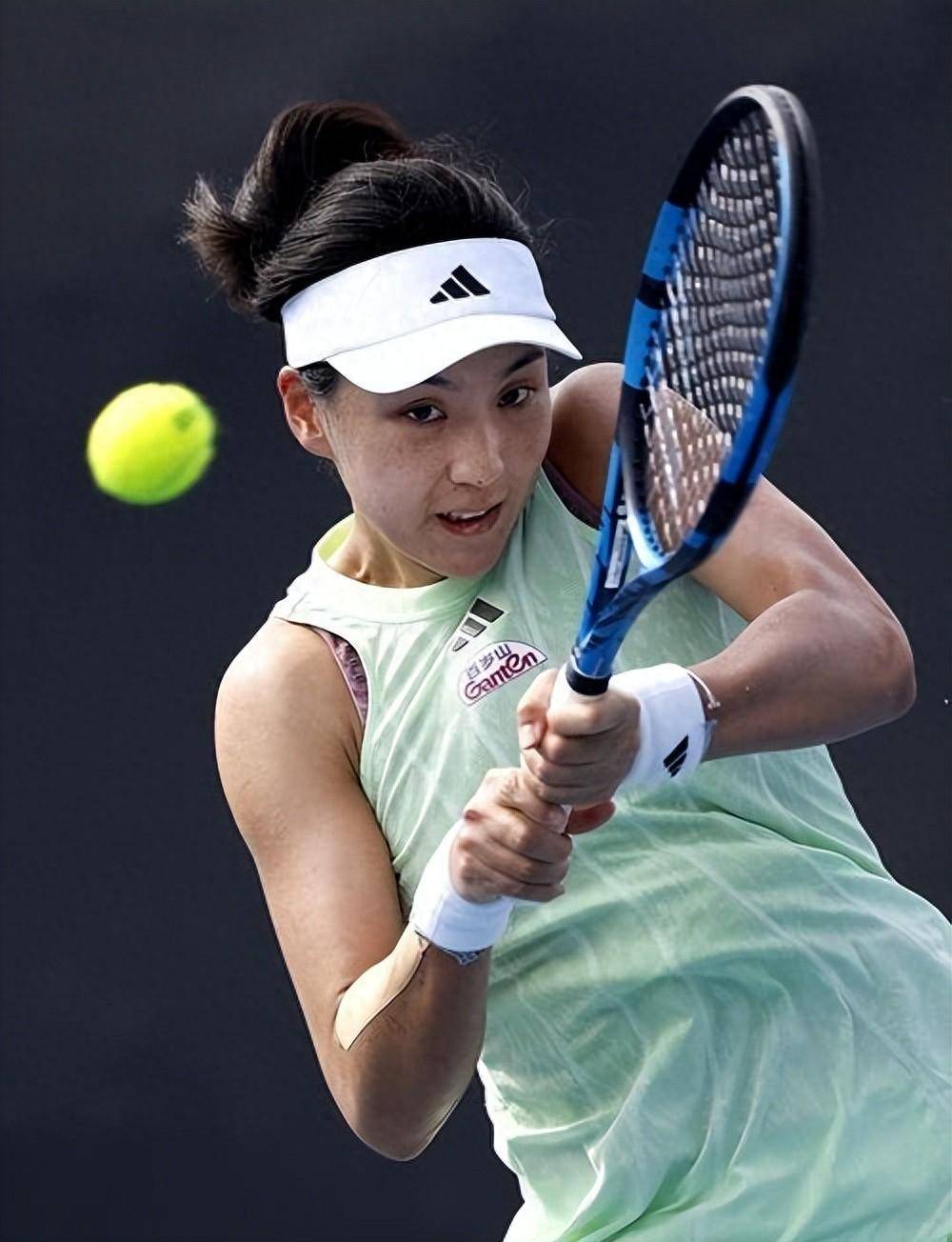 他们通过视 他们通过视