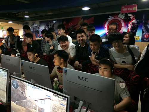 和佩莱格里 和佩莱格里